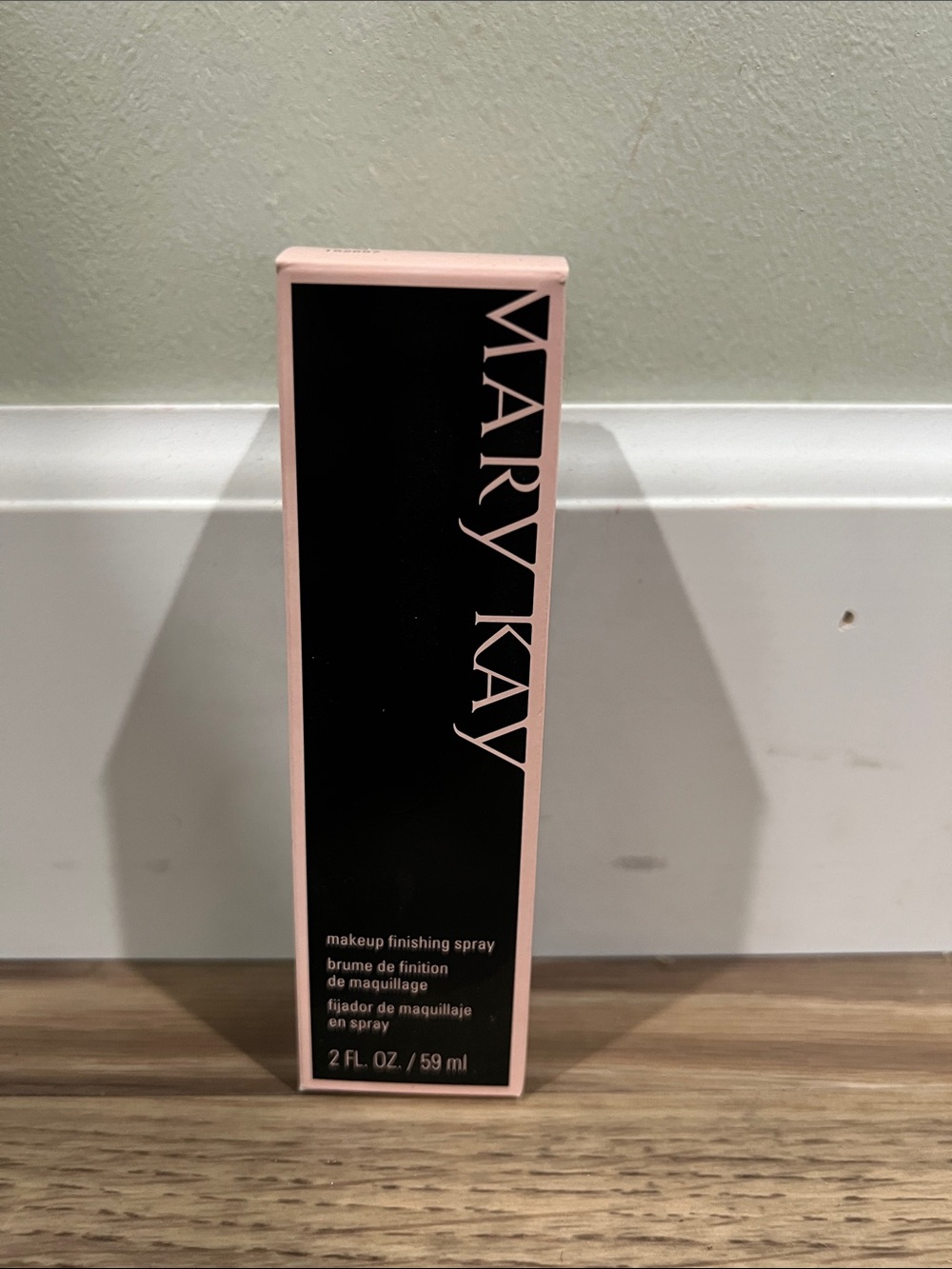 Mary Kay Makeup Finishing Spray